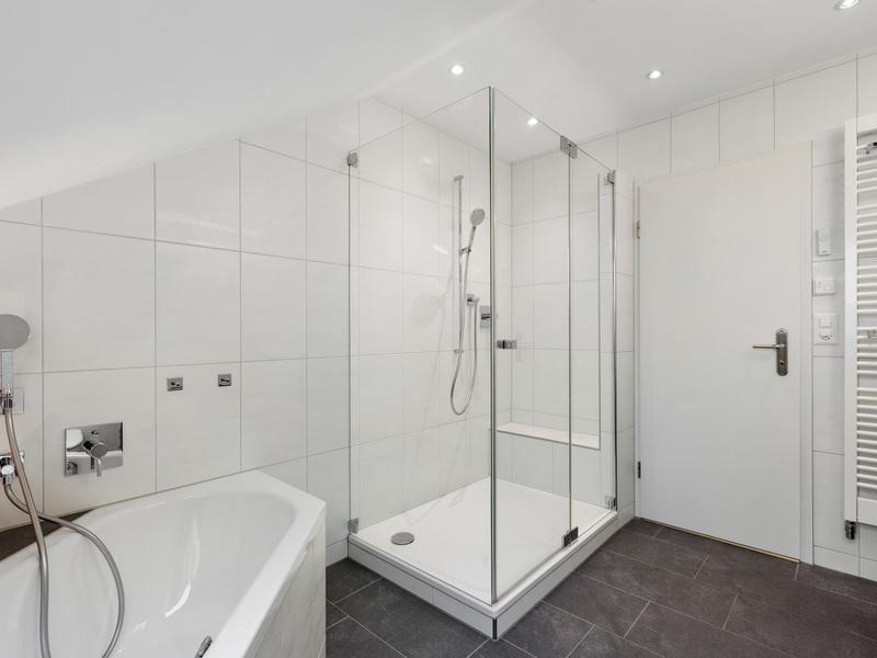 Casa unifamiliare di 8.5 locali a Dachsen - Bagno
