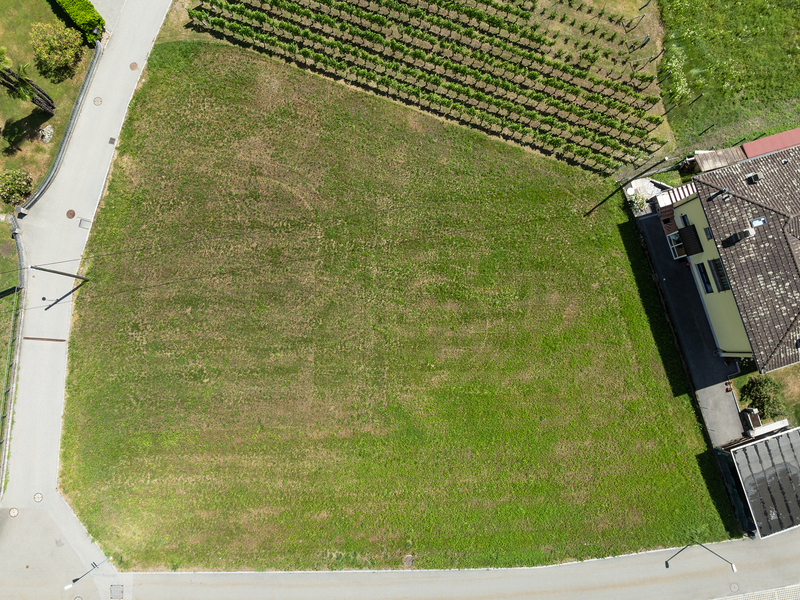 Terreno edificabile a Malvaglia - Superficie esterna
