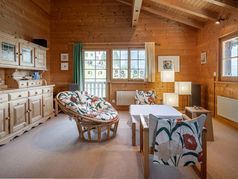 4.5-Zimmer Einfamilienhaus in Pany - Wohnbereich