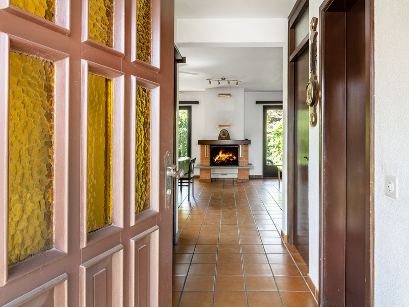 Maison individuelle de 6.5 pièces à Monte Carasso - Hall d'entrée