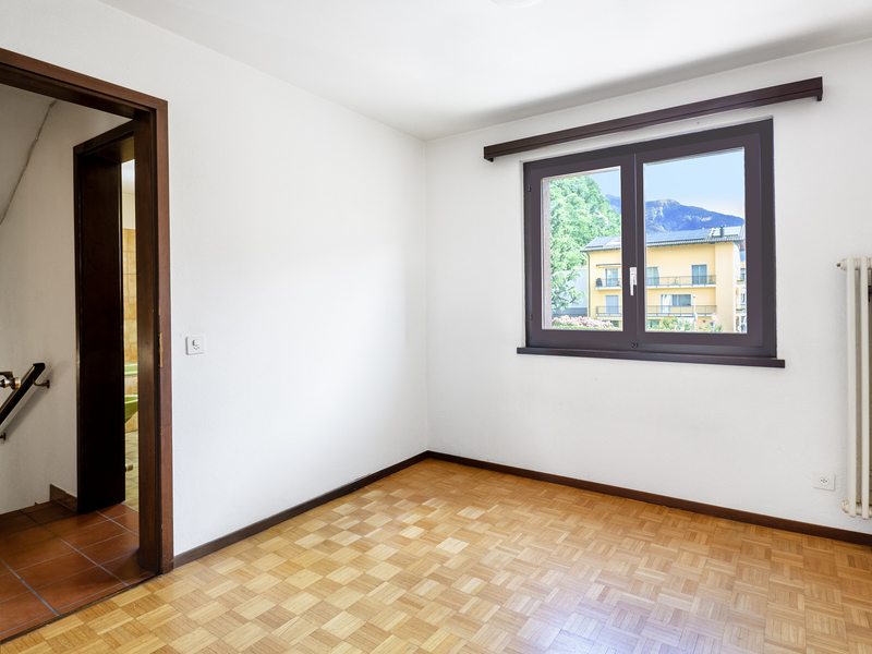 Maison individuelle de 6.5 pièces à Monte Carasso - Chambre