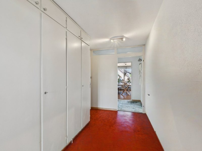 Casa unifamiliare di 8 locali a Lufingen - Camera