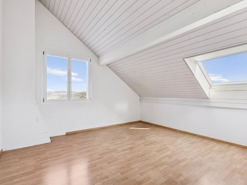 Appartement de 4.5 pièces à Lufingen - Chambre