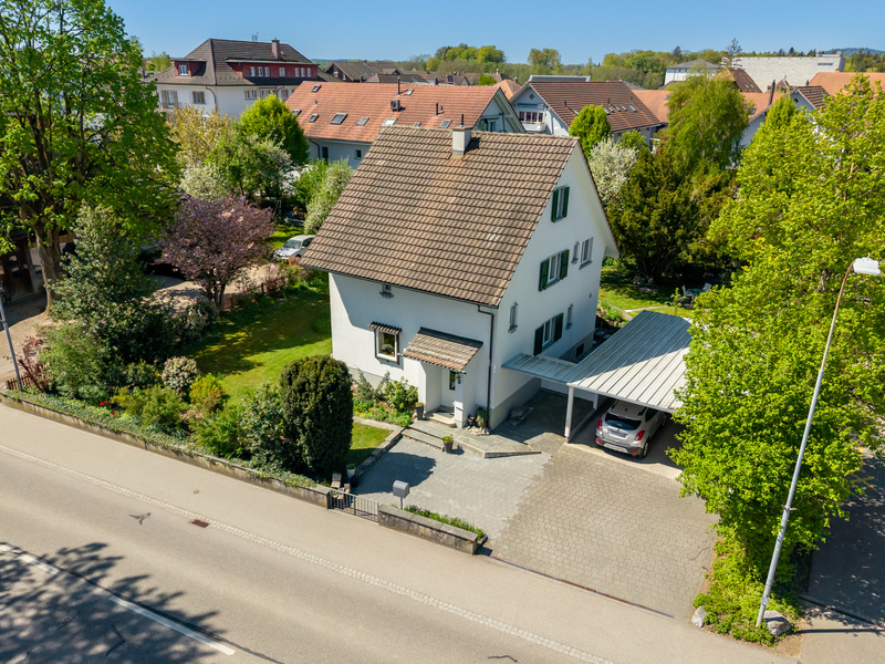 4.5-Zimmer Einfamilienhaus in Utzenstorf - Aussenflächen