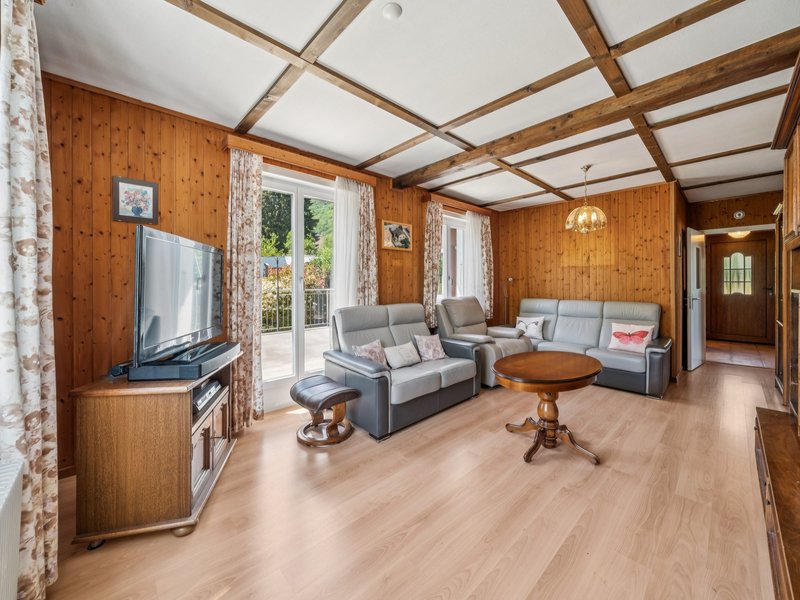 Maison individuelle de 3.5 pièces à Vallorbe - Séjour