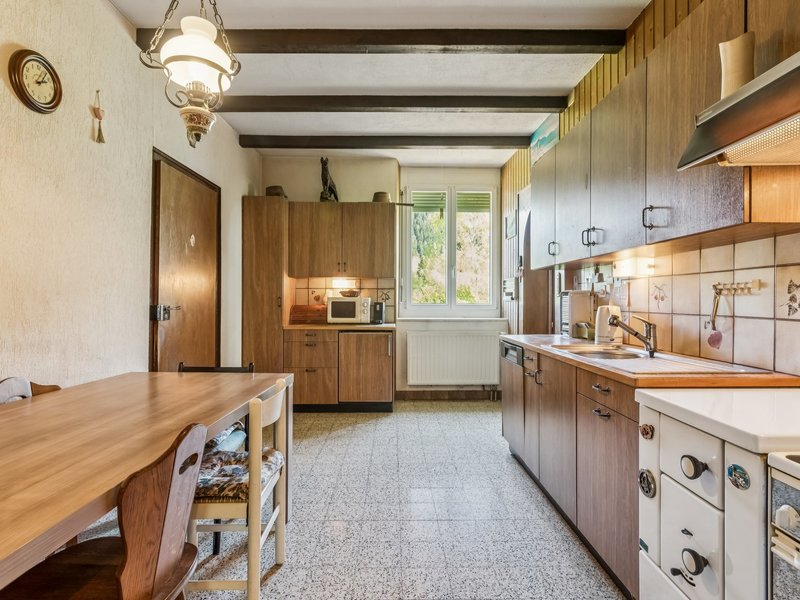 3.5-Zimmer Einfamilienhaus in Les Verrières - Küche