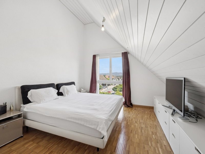 Duplex de 6.5 pièces à Grüningen - Chambre