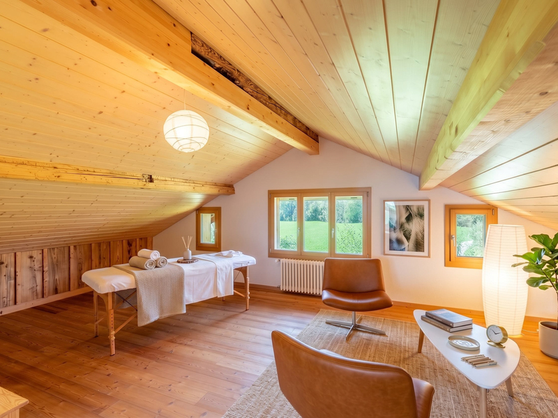 Maison individuelle de 3 pièces à Gwatt - Chambre