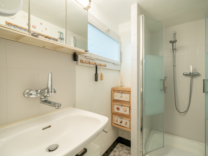 7-Zimmer Einfamilienhaus in Luterbach - Badezimmer