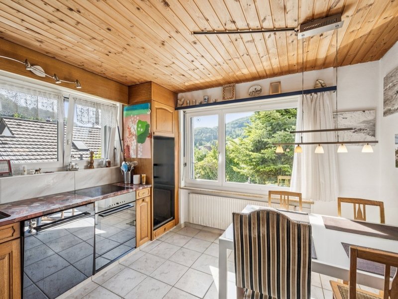 5.5-Zimmer Einfamilienhaus in Kleinlützel - Küche