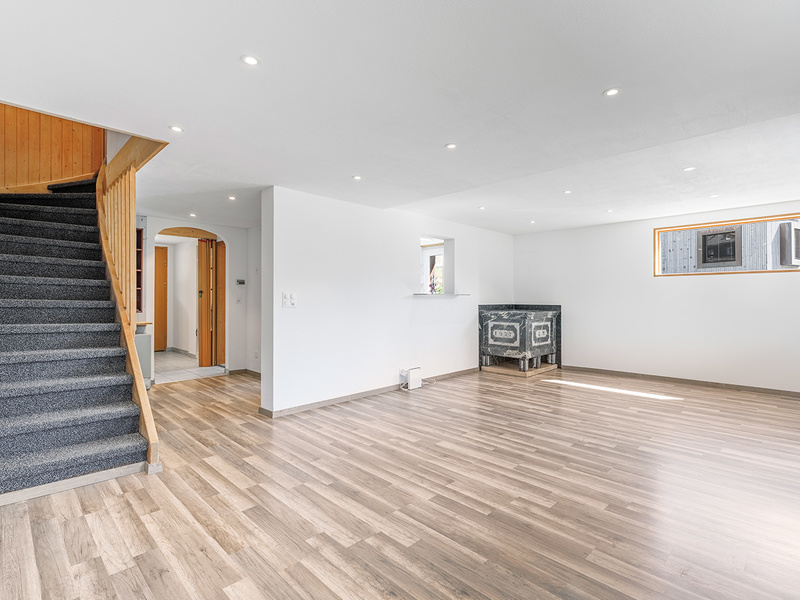 Appartement de 5.5 pièces à Sedrun - Séjour et salle à manger