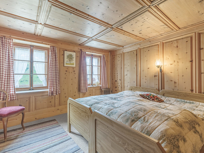 8.5-Zimmer Einfamilienhaus in Fuldera - Zimmer
