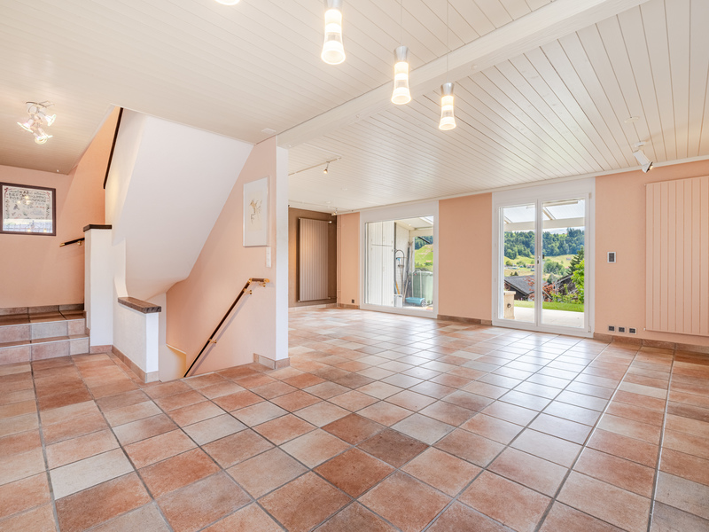 4.5-Zimmer Einfamilienhaus in Eggersriet - Wohn- und Essbereich