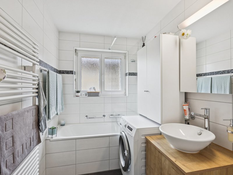 Appartamento di 3.5 locali a Lyss - Bagno