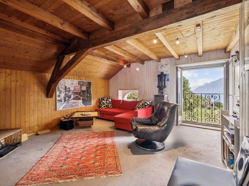 Maison individuelle de 8.5 pièces à St-Saphorin-Lavaux - Séjour