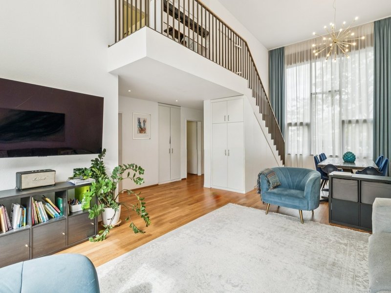 4.5-Zimmer Maisonette in Wallisellen - Wohn- und Essbereich
