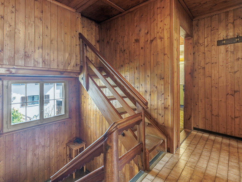 Maison individuelle de 5.5 pièces à Pragg-Jenaz - Dégagement