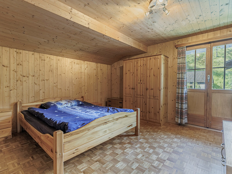 Maison individuelle de 5.5 pièces à Pragg-Jenaz - Chambre