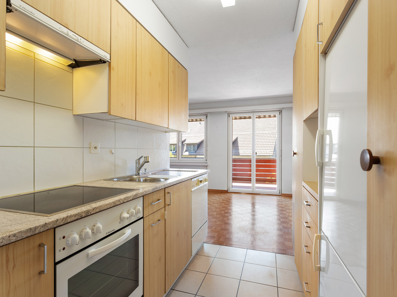 3.5-Zimmer Wohnung in Brütten - Küche
