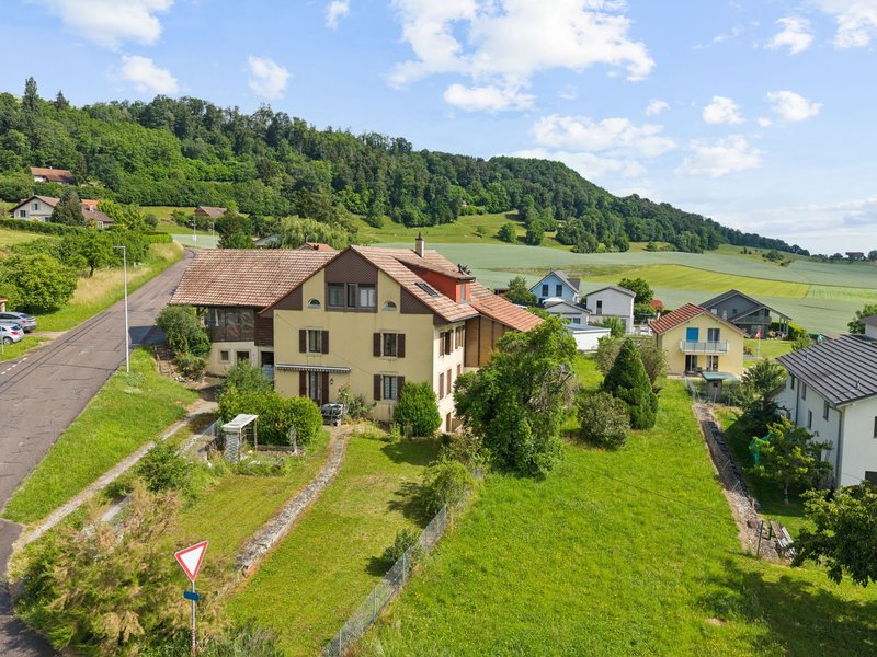 Immeuble collectif à 1527 Villeneuve