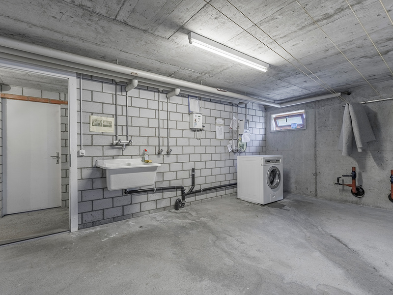 3.5-Zimmer Dachgeschosswohnung in Sevelen - &nbsp;