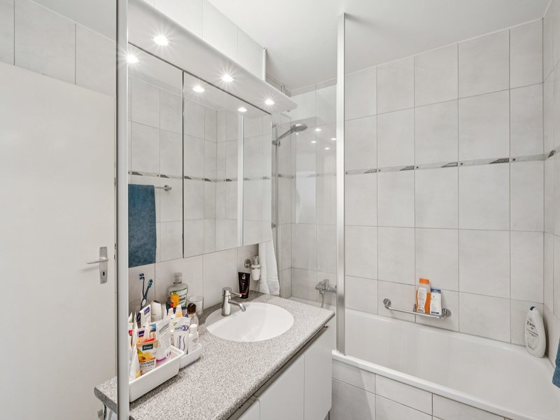 Appartamento di 4.5 locali a Therwil - Bagno