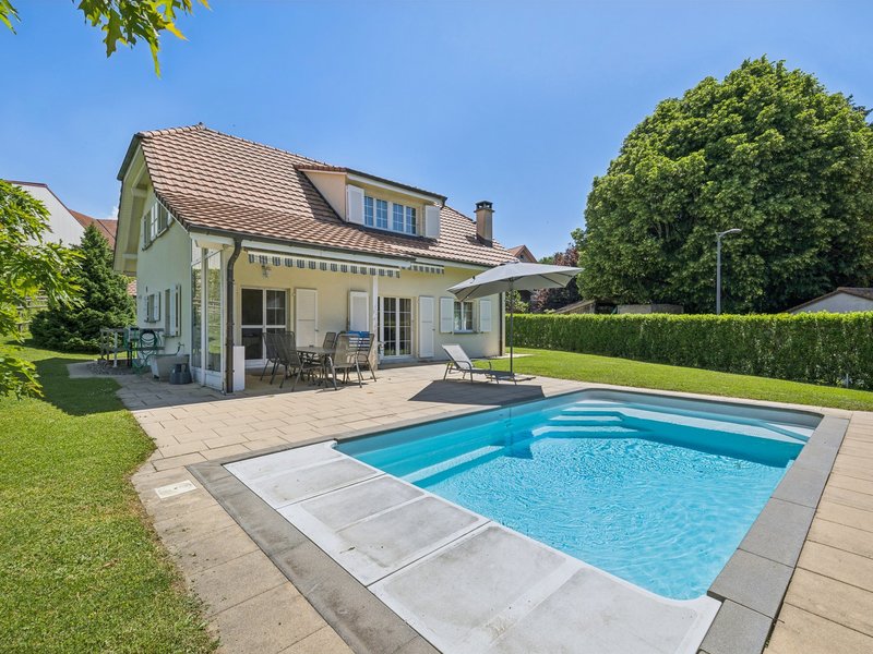Casa unifamiliare a 1608 Oron-le-Châtel