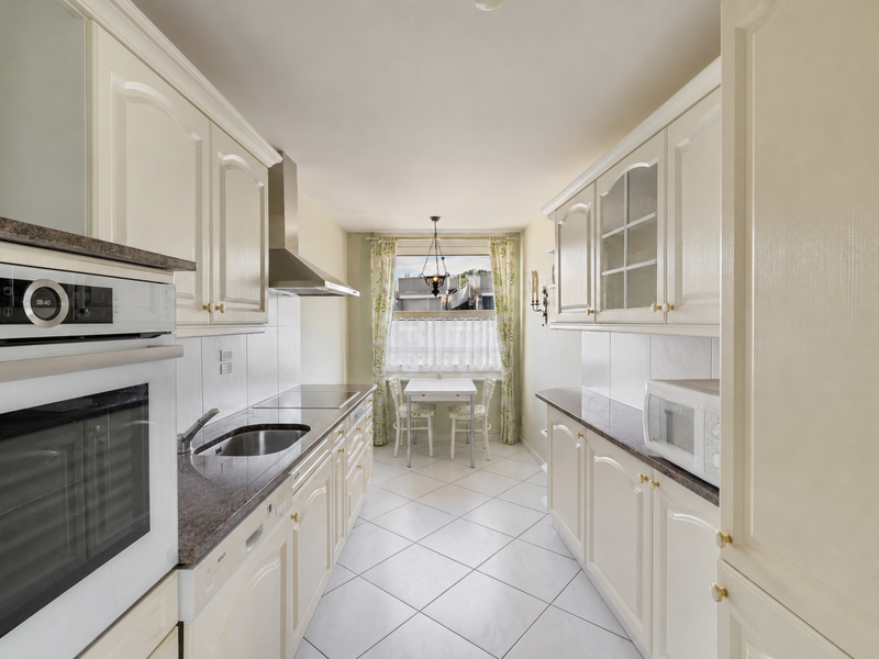 Duplex de 4 pièces à Thun - Cuisine