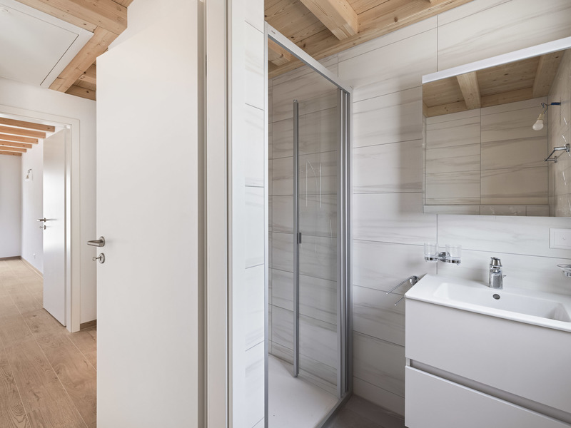 3.5-Zimmer Villa in Chalais - Badezimmer