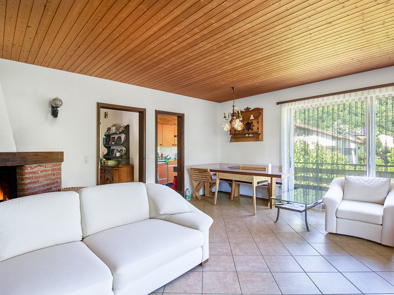 Casa unifamiliare di 6 locali a Arogno - Zona giorno
