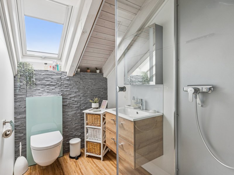Casa a schiera d'angolo di 5.5 locali a Emmen - Bagno