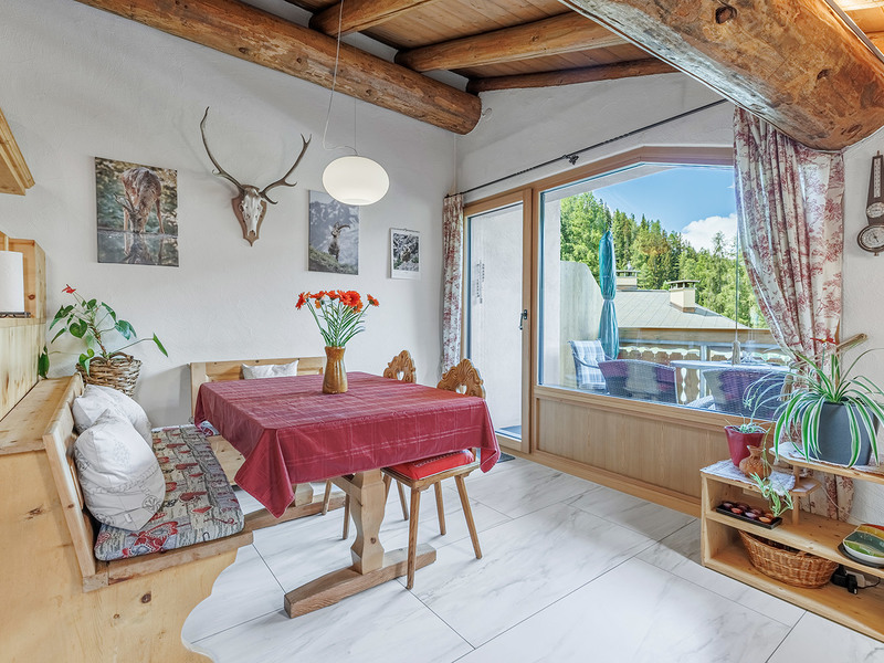 Appartement dans les combles à 7522 La Punt