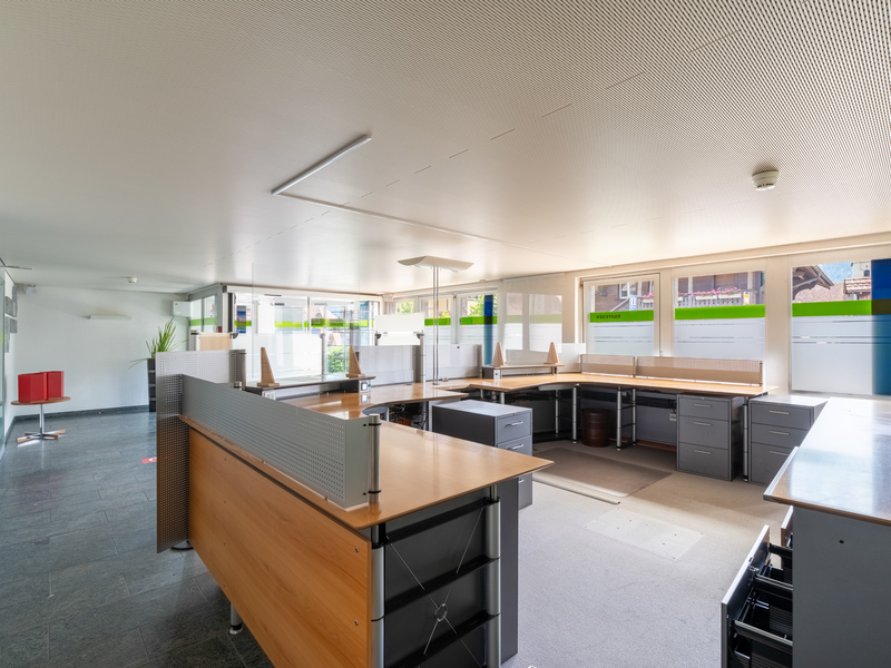 Wohn-/Geschäftshaus in Ringgenberg BE - Zimmer