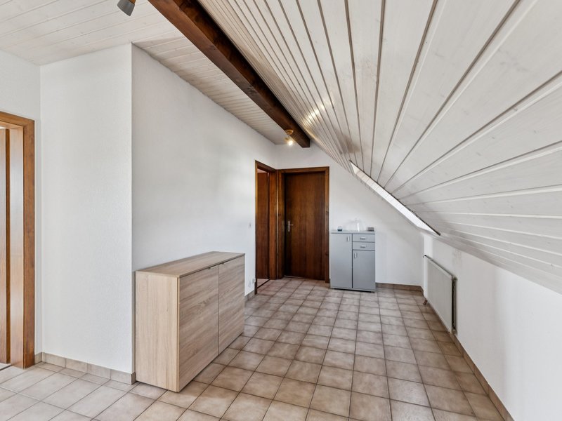 8.5-Zimmer Einfamilienhaus in Villars-le-grand - Korridor