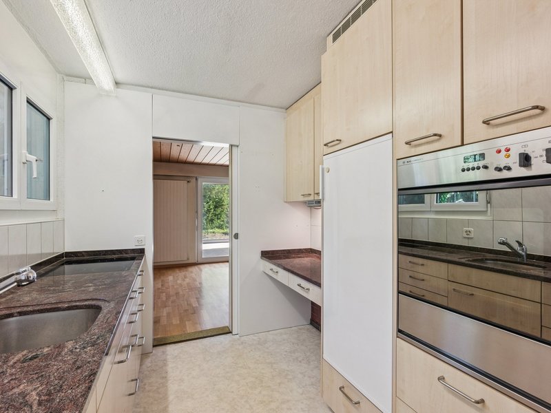 4.5-Zimmer Doppelhaushälfte in Wallisellen - Küche