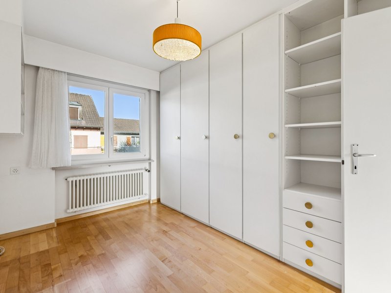 Maison mitoyenne de 5.5 pièces à Reinach BL - Chambre