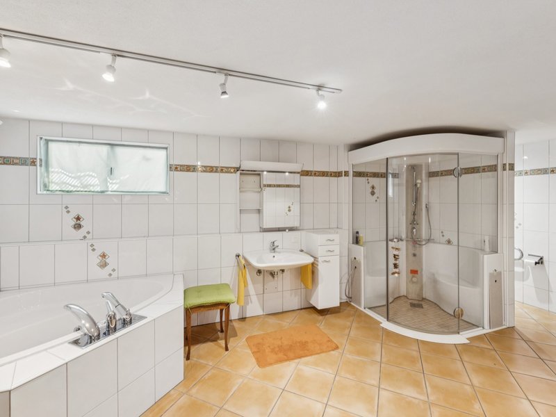 3.5-Zimmer Einfamilienhaus in Wegenstetten - Badezimmer