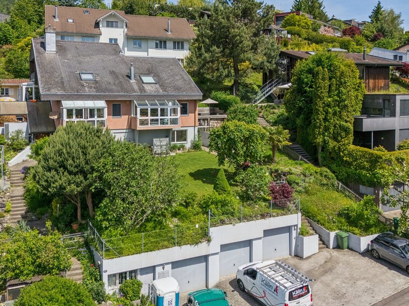 Moitié de maison jumelle de 5.5 pièces à Adligenswil - &nbsp;