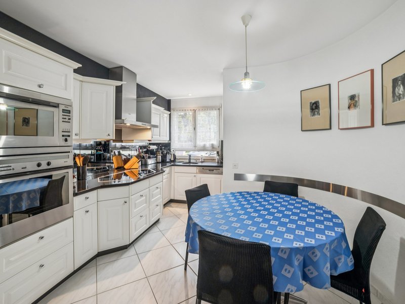 5.5-Zimmer Einfamilienhaus in Matran - Küche