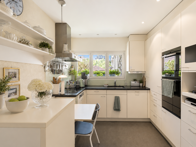 Maison individuelle de 7 pièces à Jegenstorf - Cuisine