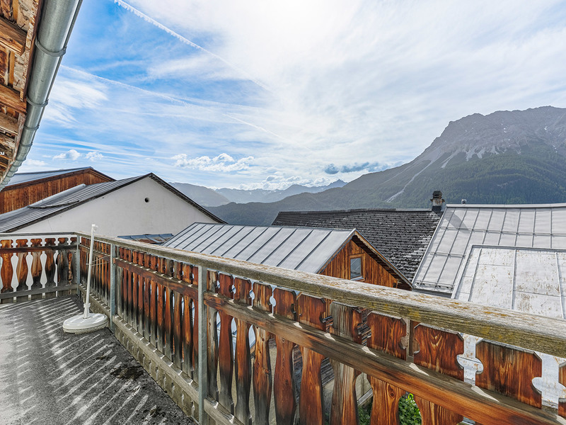 9-Zimmer Einfamilienhaus in Tschlin - Aussenflächen