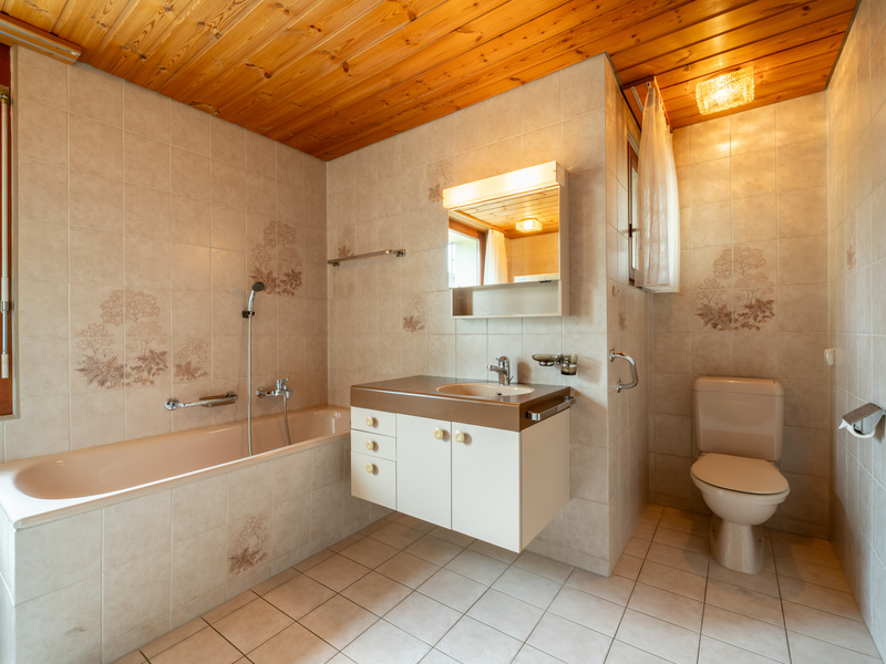 Appartement de 4.5 pièces à Derendingen - Salle de bain