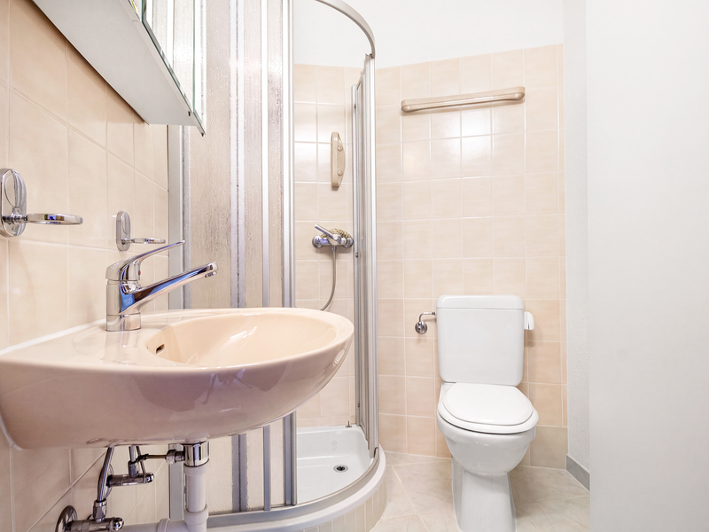 4.5-Zimmer Einfamilienhaus in Pianezzo - Badezimmer