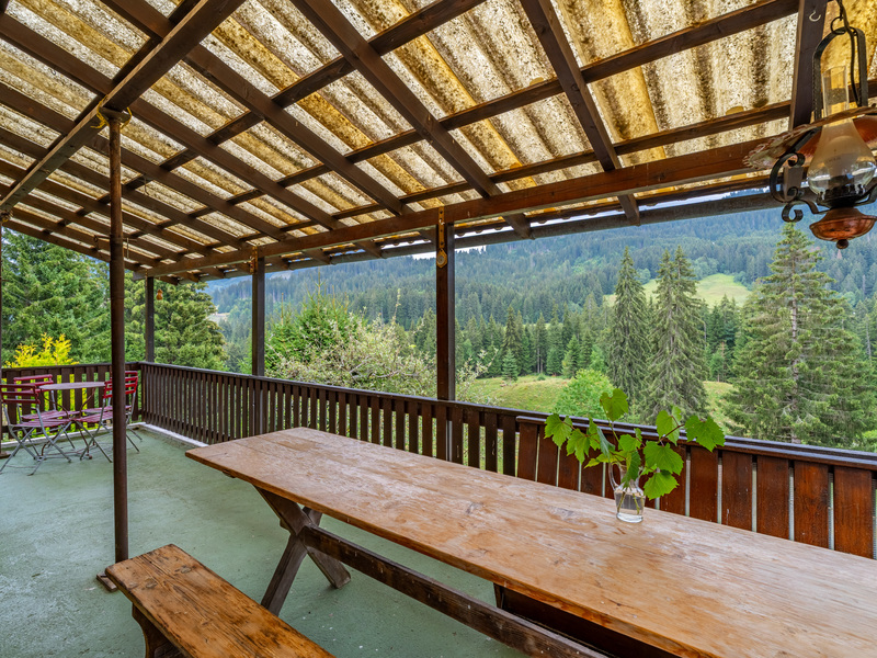 Maison individuelle de 2 pièces à Plasselb - Surfaces extérieures