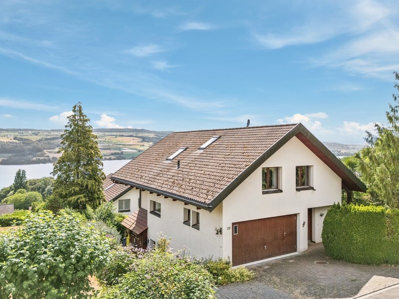 7.5-Zimmer Einfamilienhaus in Beinwil am See - Aussenflächen