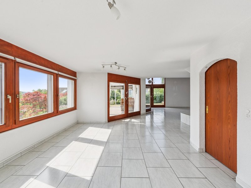 7.5-Zimmer Einfamilienhaus in Beinwil am See - Wohn- und Essbereich