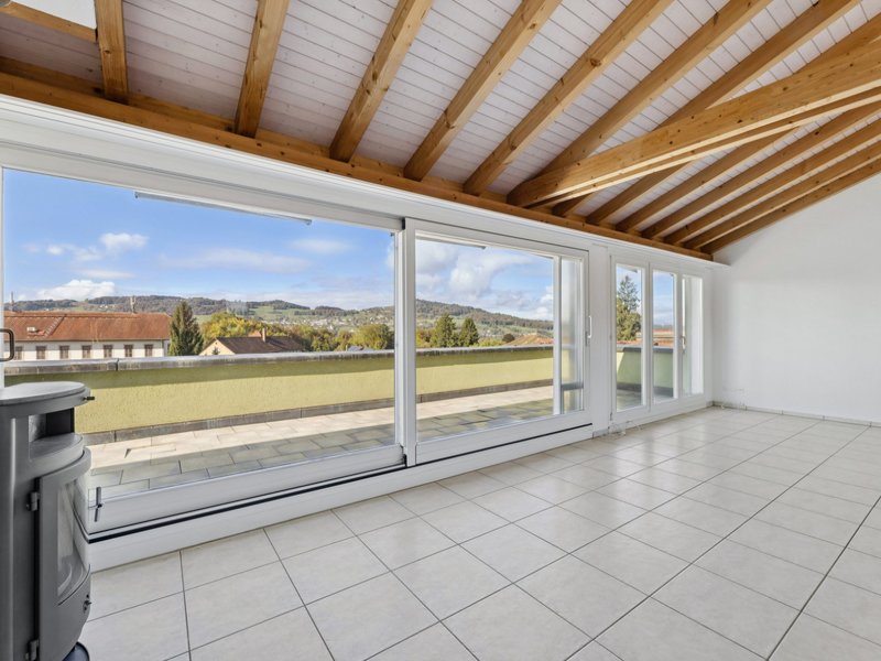 Duplex de 6.5 pièces à Meisterschwanden - Séjour et salle à manger