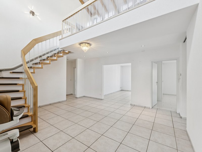 Duplex de 6.5 pièces à Meisterschwanden - Hall d'entrée