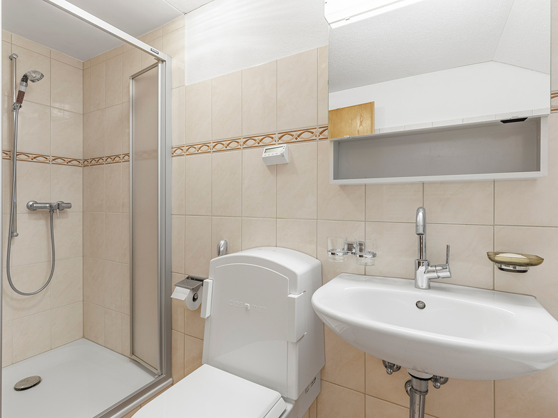 4-Zimmer Reiheneckhaus in Tägerwilen - Badezimmer