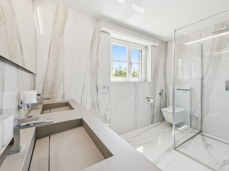 5.5-Zimmer Doppelhaushälfte in Dintikon - Badezimmer